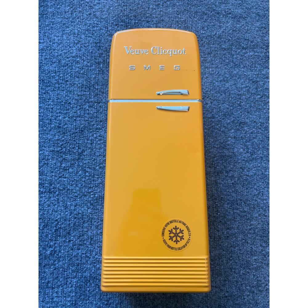 RARE Limited Addition 250 Years Veuve Clicquot SMEG Champagne Cooler Fridge Box - Picture 5 of 10